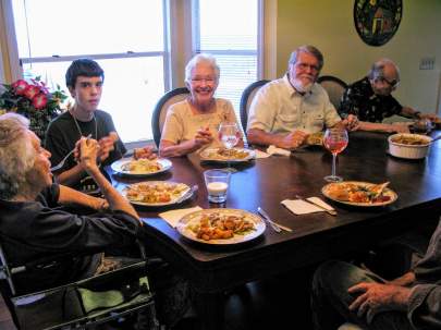 Thanksgiving-at-Dr-Walkers-house2.JPG